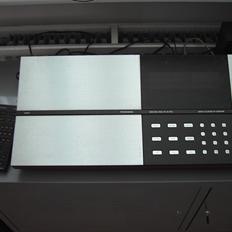 Musikanlæg Bang & Olufsen begynder set up