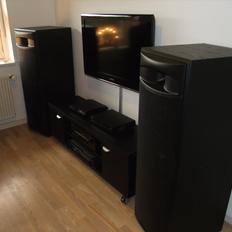 Musikanlæg Cerwin Vega XLS-215 - Onkyo