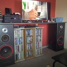 Hjemmebiograf Samsung, NAD og Cerwin Vega