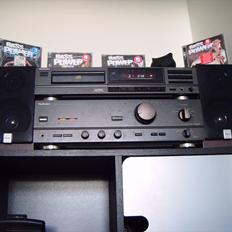 Musikanlæg Technics ( med skod højtaler )