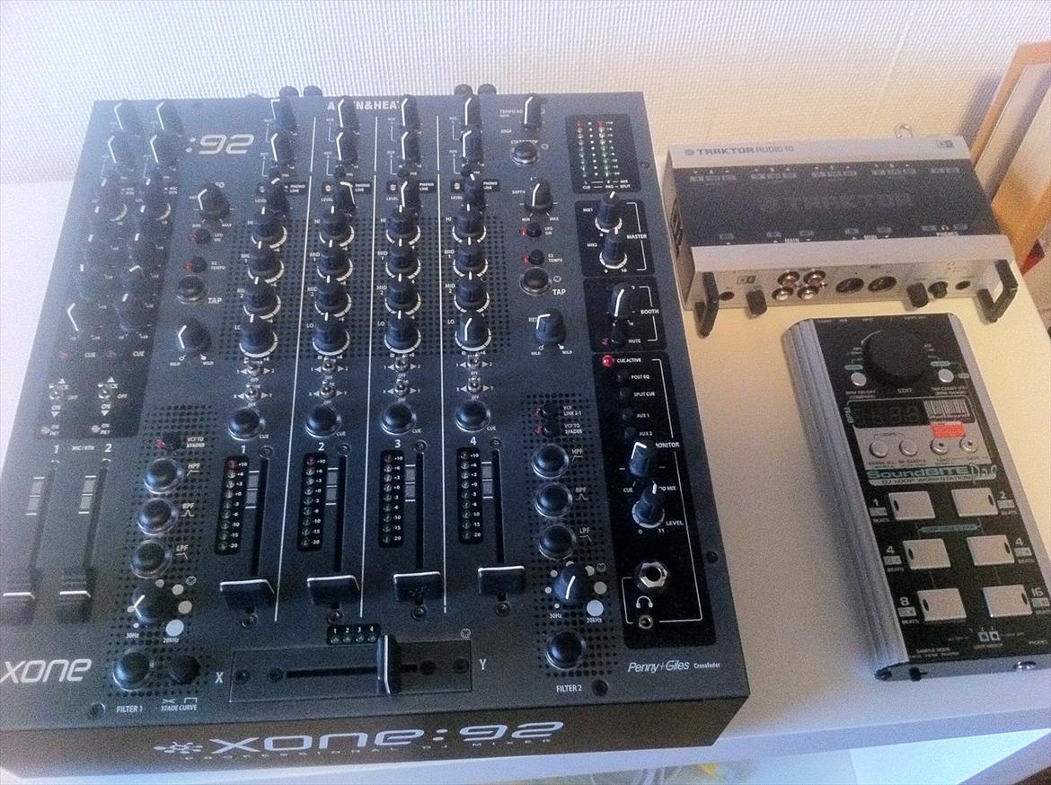 Musikanlæg Rørsetup med WAF - Den bedste, fedeste, smukkeste og bedstlydende mixer jeg har haft i hele min 10-årige "karriere" billede 12