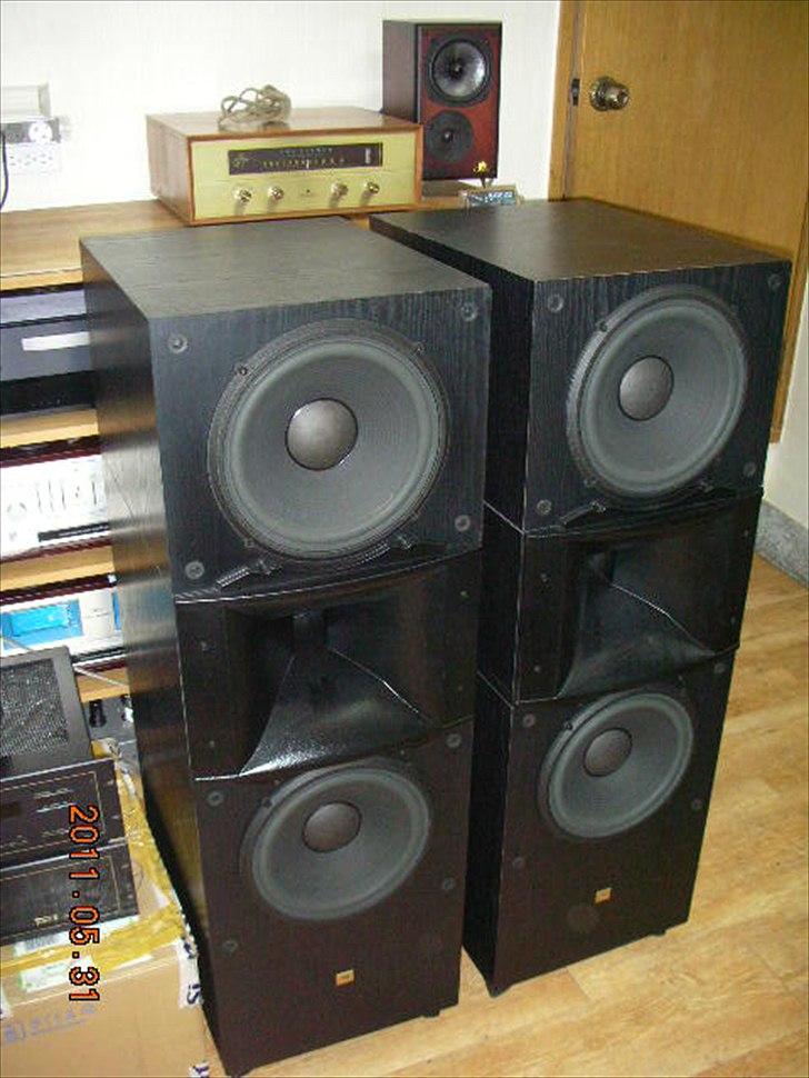 Hjemmebiograf harman kardon vs JBL billede 17