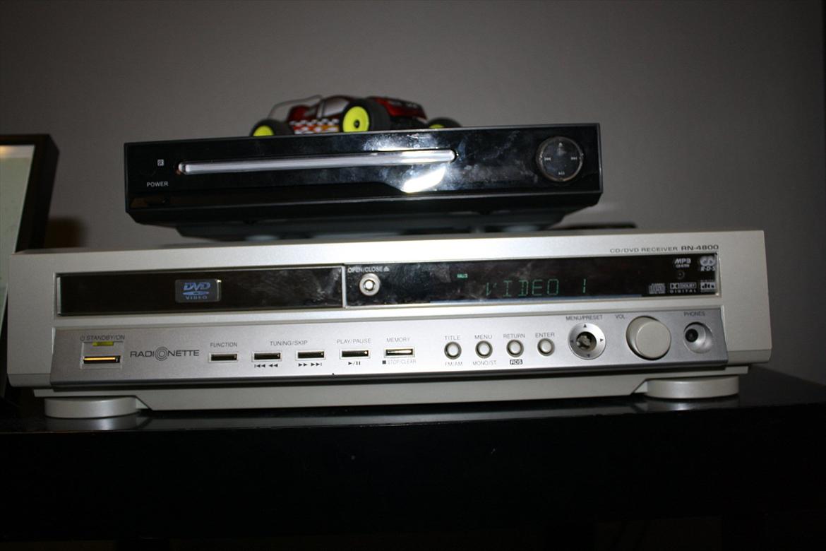 Musikanlæg radionette-jbl. - forstærker.dvd billede 3