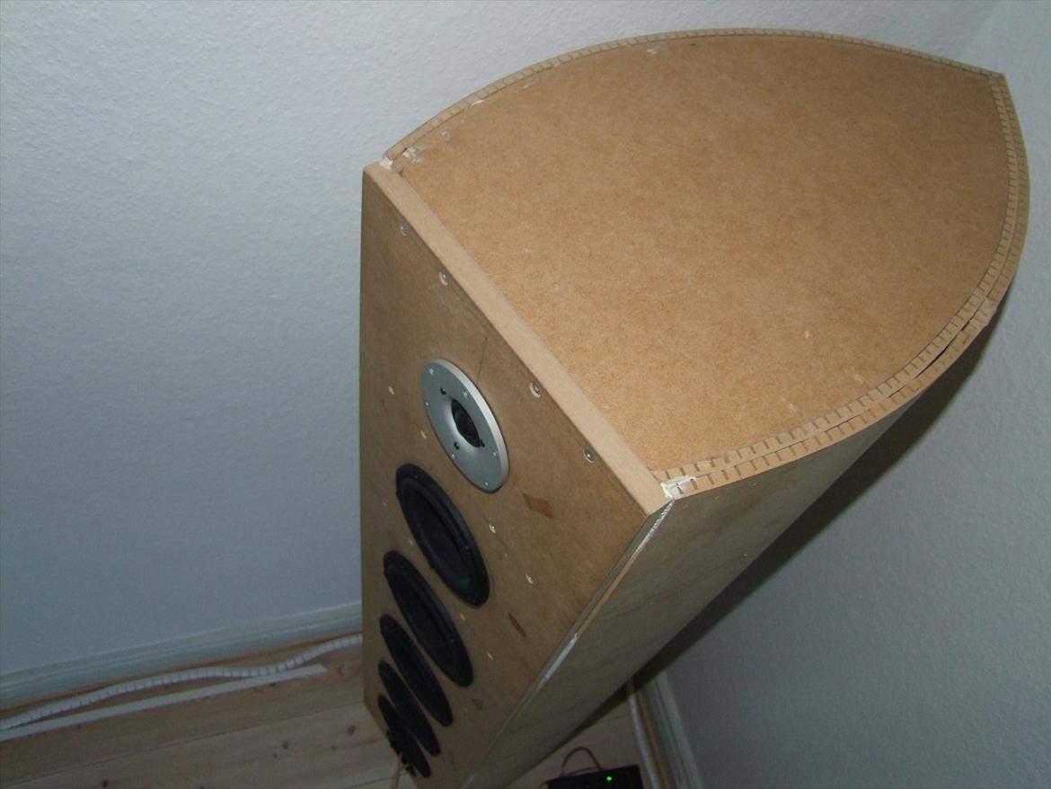 Hjemmebiograf Hjemmebio: Hjemmefusk + dali + denon - Sådan ser de ud fra toppen. billede 2