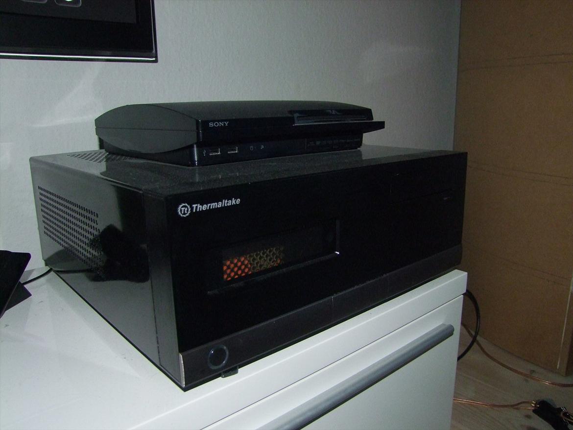 Hjemmebiograf Hjemmebio: Hjemmefusk + dali + denon - Mediecenter + Ps3 billede 8