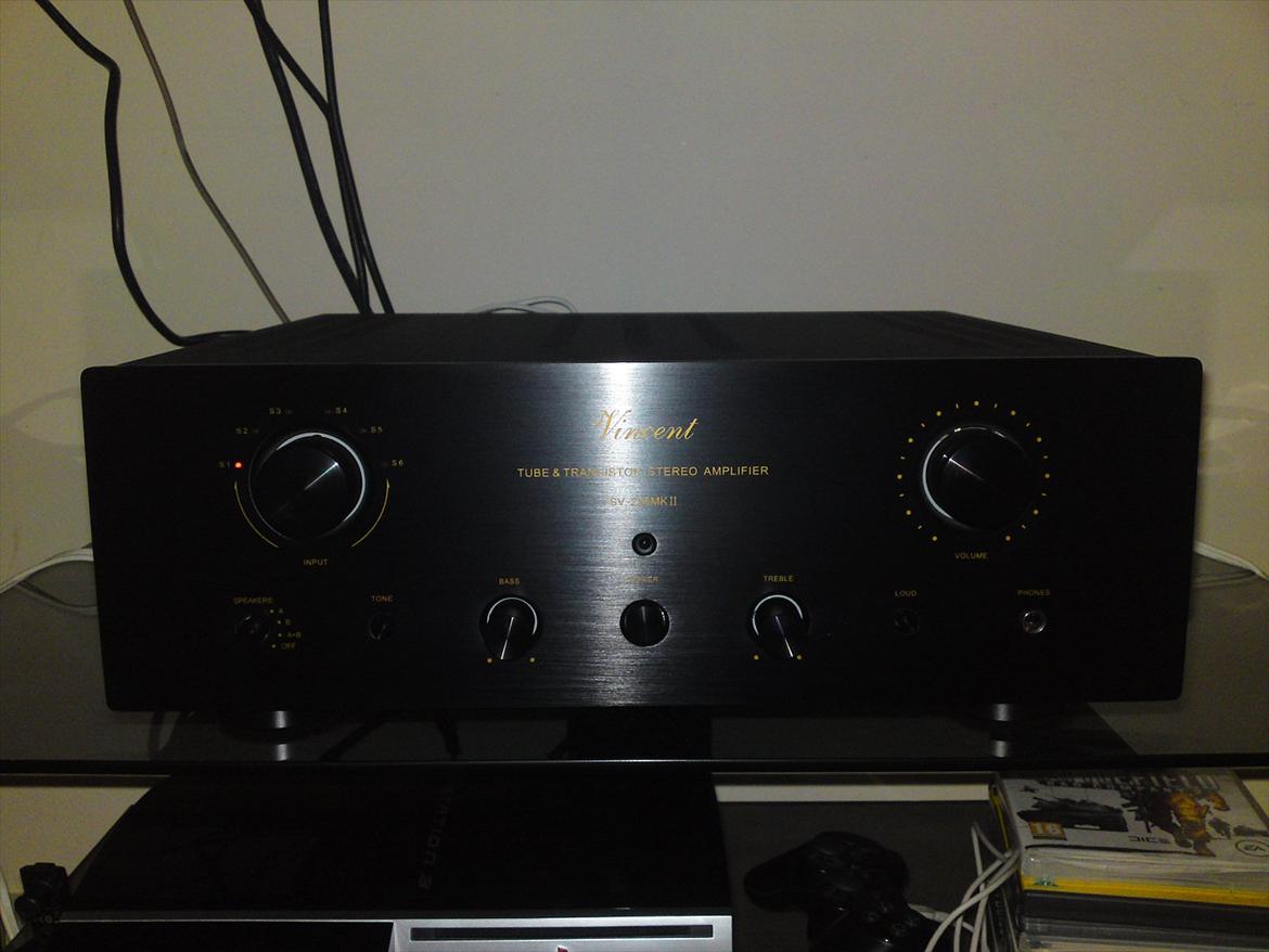 Musikanlæg B&W & Vincent - Lækker forstærker! Der får man virkelig noget for pengene. billede 8