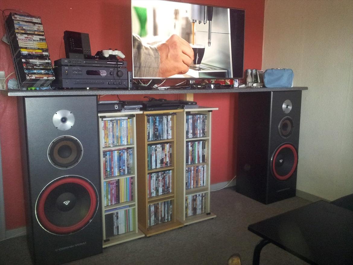 Hjemmebiograf Samsung, NAD og Cerwin Vega billede 1