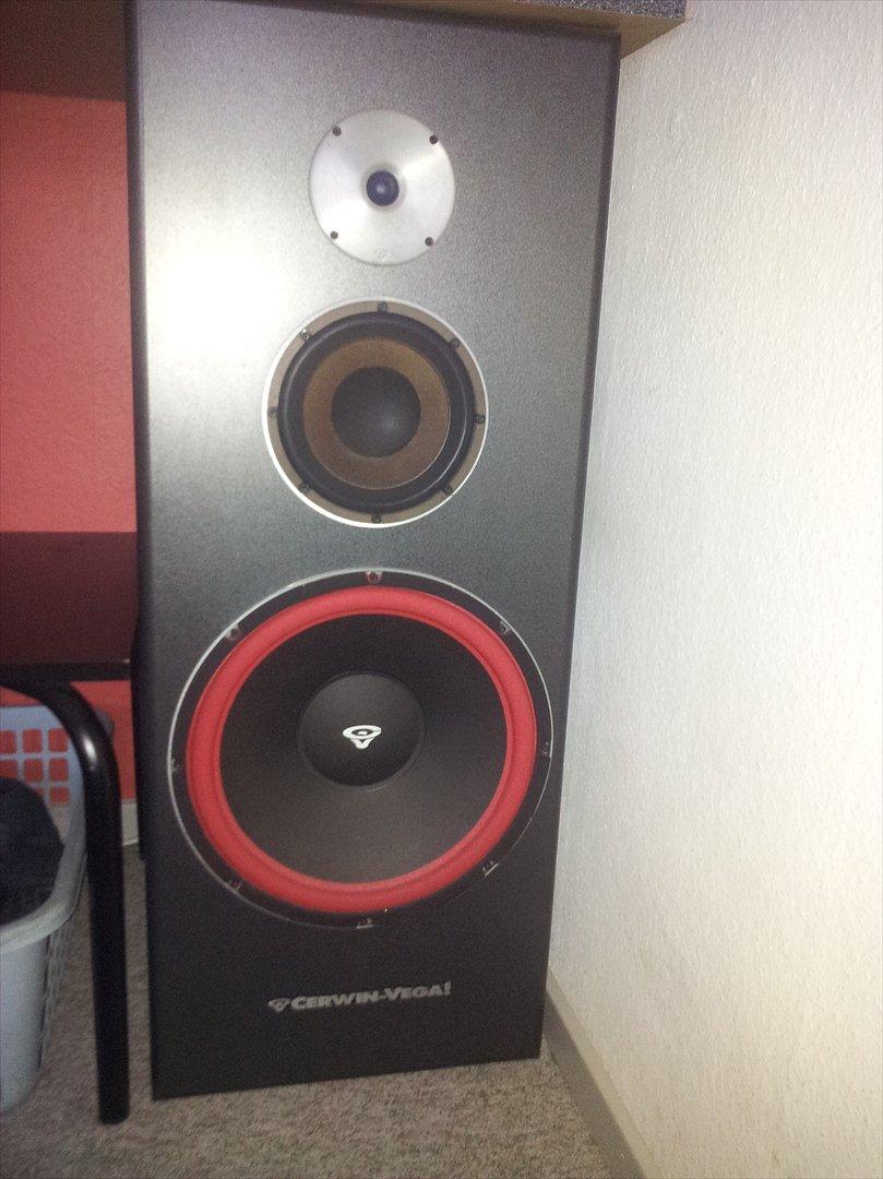 Hjemmebiograf Samsung, NAD og Cerwin Vega billede 6