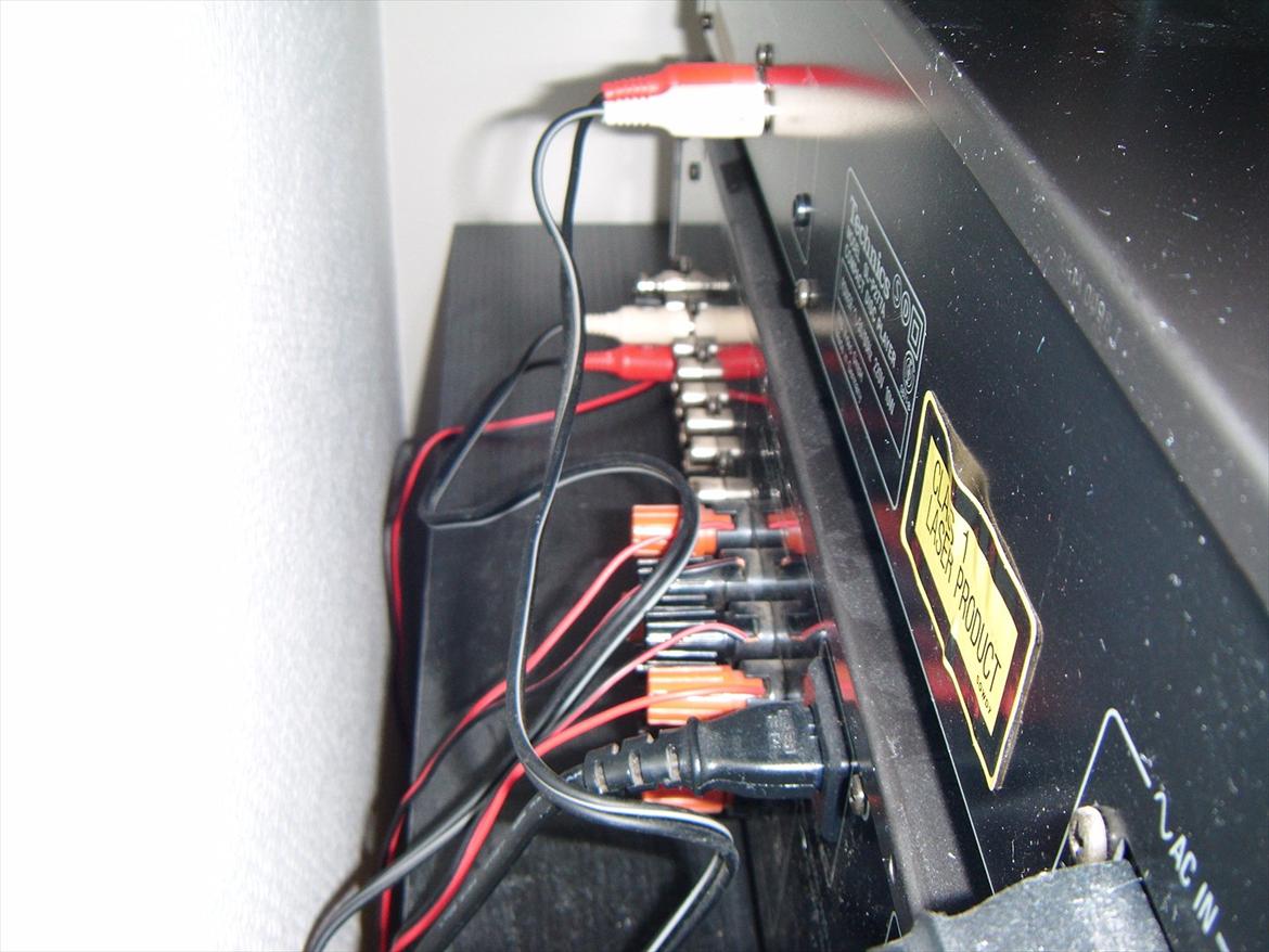 Musikanlæg Technics ( med skod højtaler ) billede 7