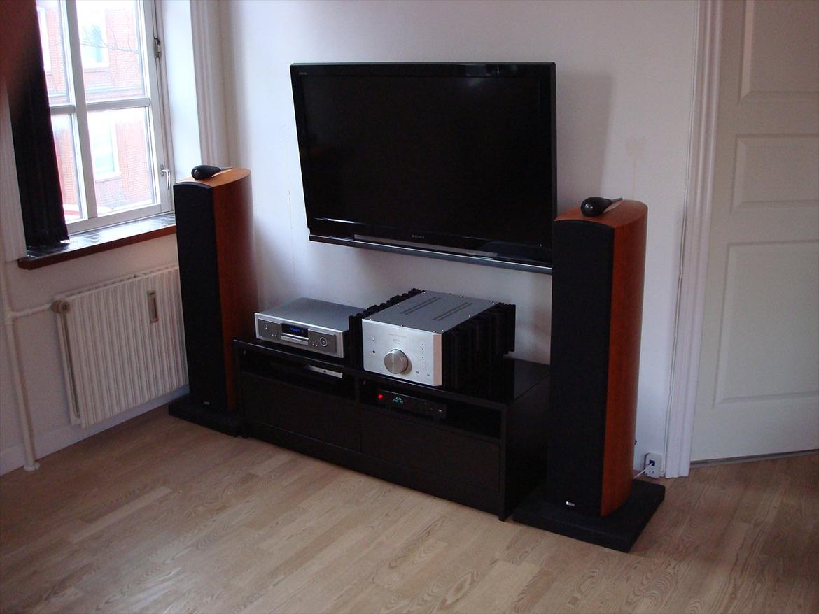 Musikanlæg Audio Analogue og B&W Nautilus billede 2