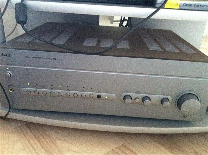 Musikanlæg Cerwin Vega og NAD - NAD C372. billede 4