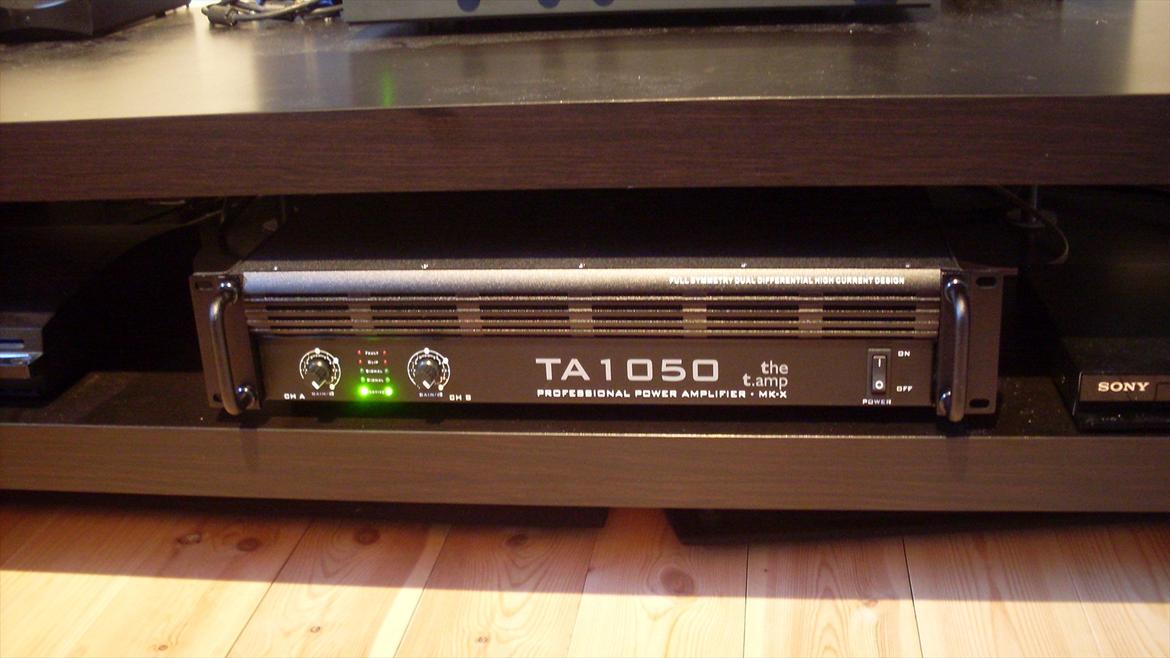 Musikanlæg NAD, Cv, T.amp billede 4