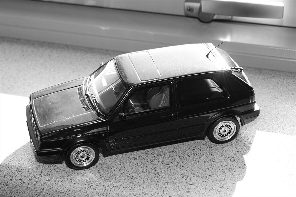 Musikanlæg Power Room 1066 - Uhhh Min kanon flotte Model bil
der erlavet 2000, og jeg har nr 709

Golf 2 GTI G60  billede 19