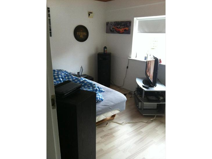 {{currentPhoto.altText}} billede {{currentPhoto.number}}