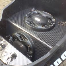 Scooterstereo Carbon opgraderet 