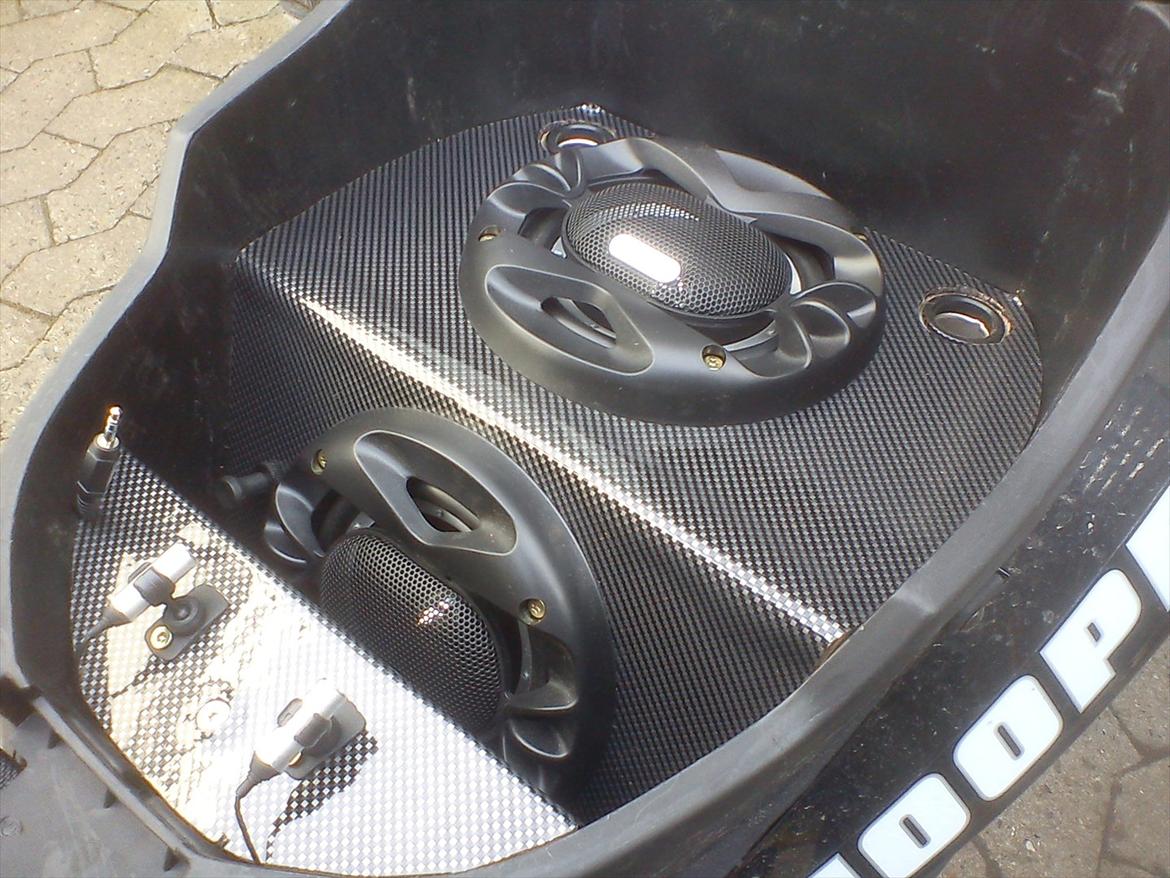 Scooterstereo Carbon opgraderet  billede 2