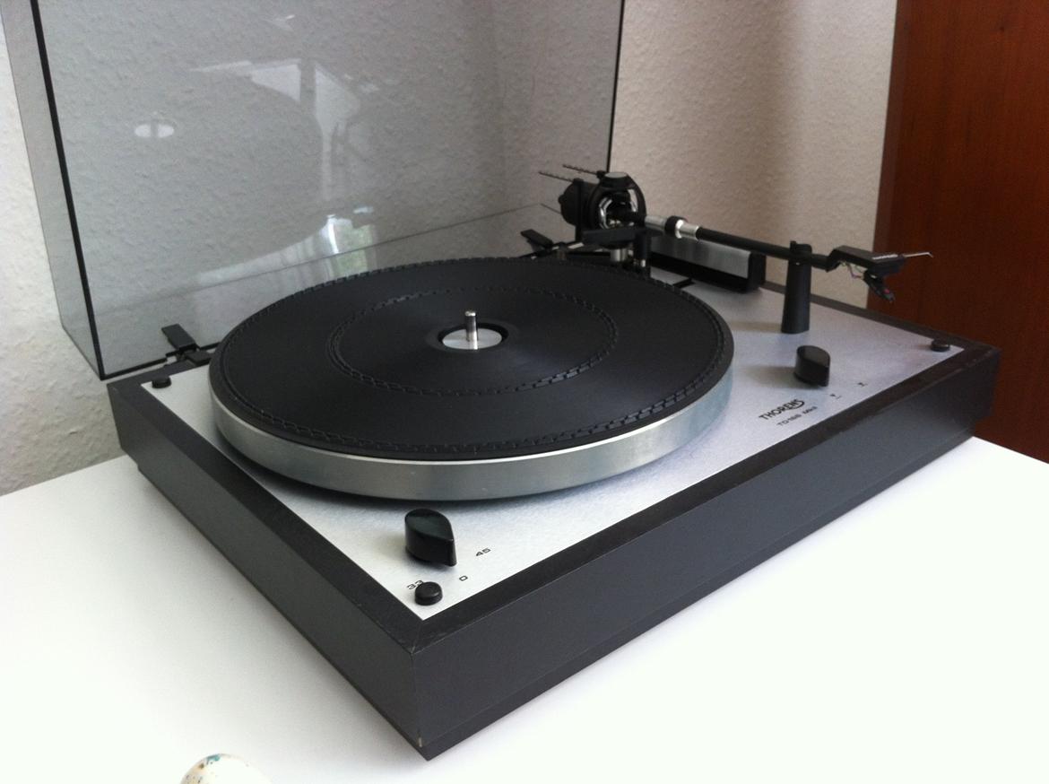 Musikanlæg Musical Fidelity & The BEAST - Thorens TD166 MKII med Ortofon OM30 pickup. billede 12