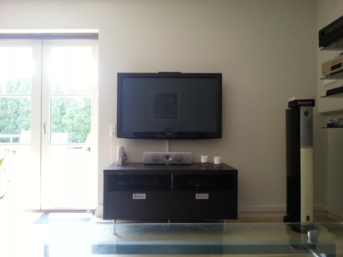 Hjemmebiograf Min stue billede 8