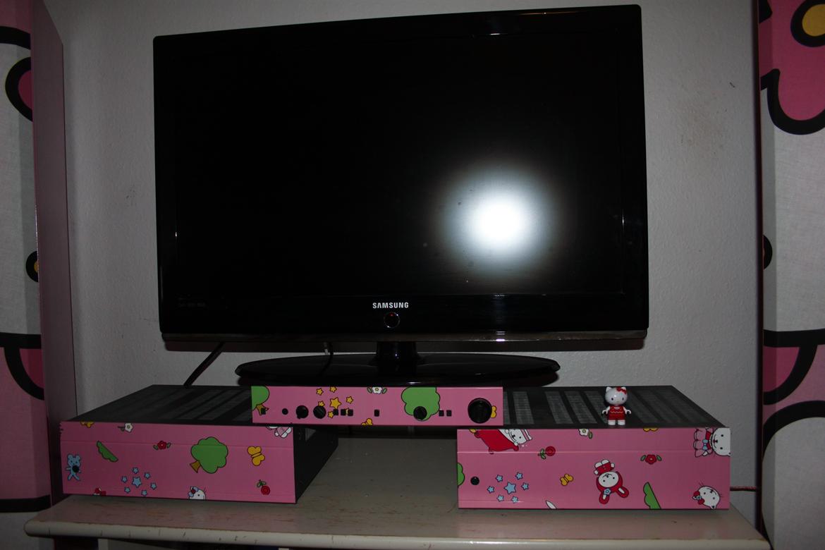 Musikanlæg Cerwin-Vega! in Hello Kitty style ! billede 4