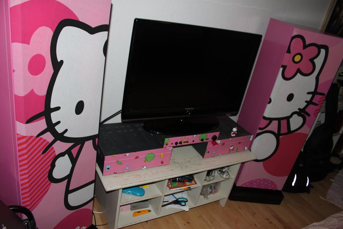 Musikanlæg Cerwin-Vega! in Hello Kitty style ! billede 10