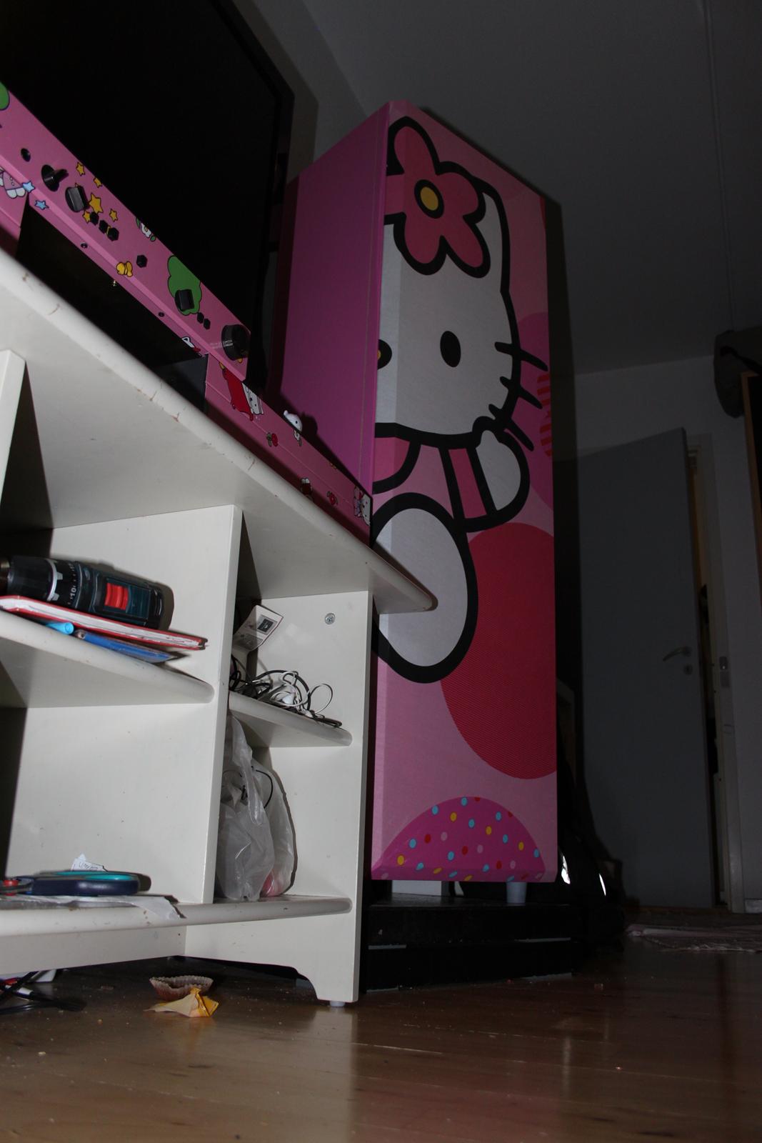 Musikanlæg Cerwin-Vega! in Hello Kitty style ! billede 12