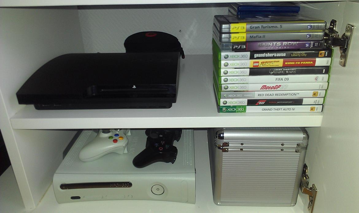 Hjemmebiograf Solgt....Yamaha-Vienna-Optoma-82" Opera - X-box 
PS3
 billede 19