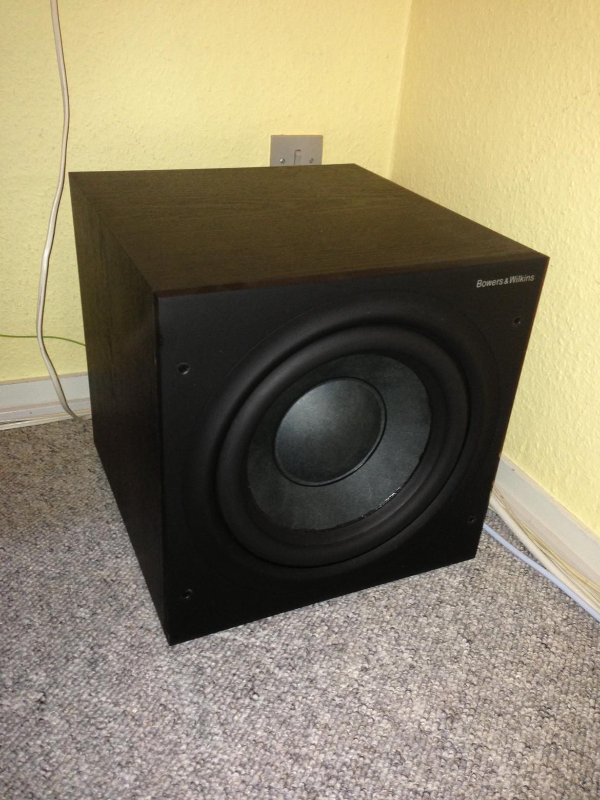 Hjemmebiograf Marantz, B&W, Rega, NAD & Pro-ject billede 9