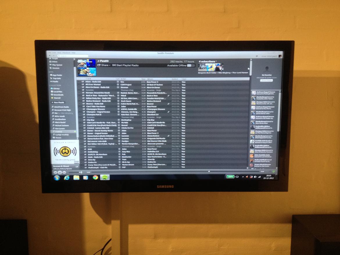Hjemmebiograf Hjemme Biograf (Sony Home Theatre) - Og en tur på Computeren. Der går lidt tid før at Computeren kan trække sig selv op i Full HD. billede 4