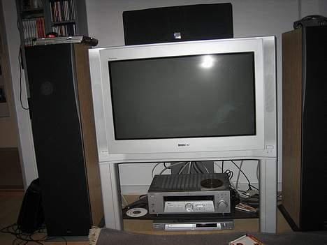 Hjemmebiograf Dali - Sony  - Front, lige for billede 4
