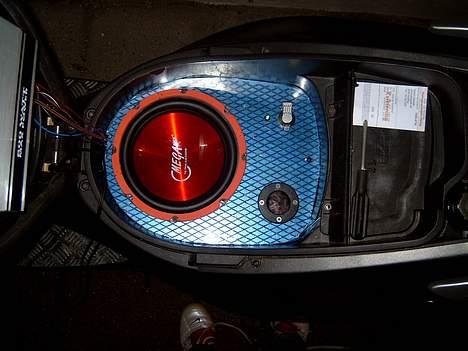 Scooterstereo runner anlæg billede 2