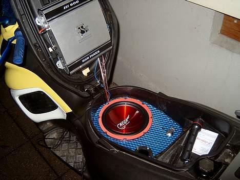 Scooterstereo runner anlæg billede 3