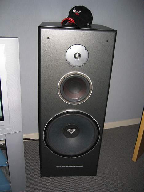 Musikanlæg Denon + Cerwin Vega - - Cerwin Vega AL1000 Uden kabinet på.  billede 11