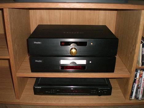 Musikanlæg mit hifi - Thule cd og forstærker og min sony radio  billede 4
