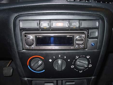 Bilstereo Vectra B billede 10