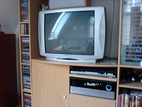 Hjemmebiograf Harman/kardon-Dali-Jamo - Reciever og ny dvd H/K 31 (ked af kvaliteten, det bliver bedre på et senere tidspunkt) billede 8