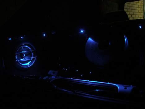 Bilstereo Bilen er SOLGT billede 5