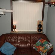 Hjemmebiograf Min lille stue (et værrelse på max 2.4x3.4m)
