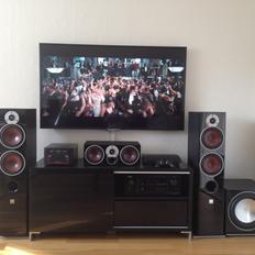 Hjemmebiograf Denon AVR, Dali Zensor, Sony 55" og HMPC