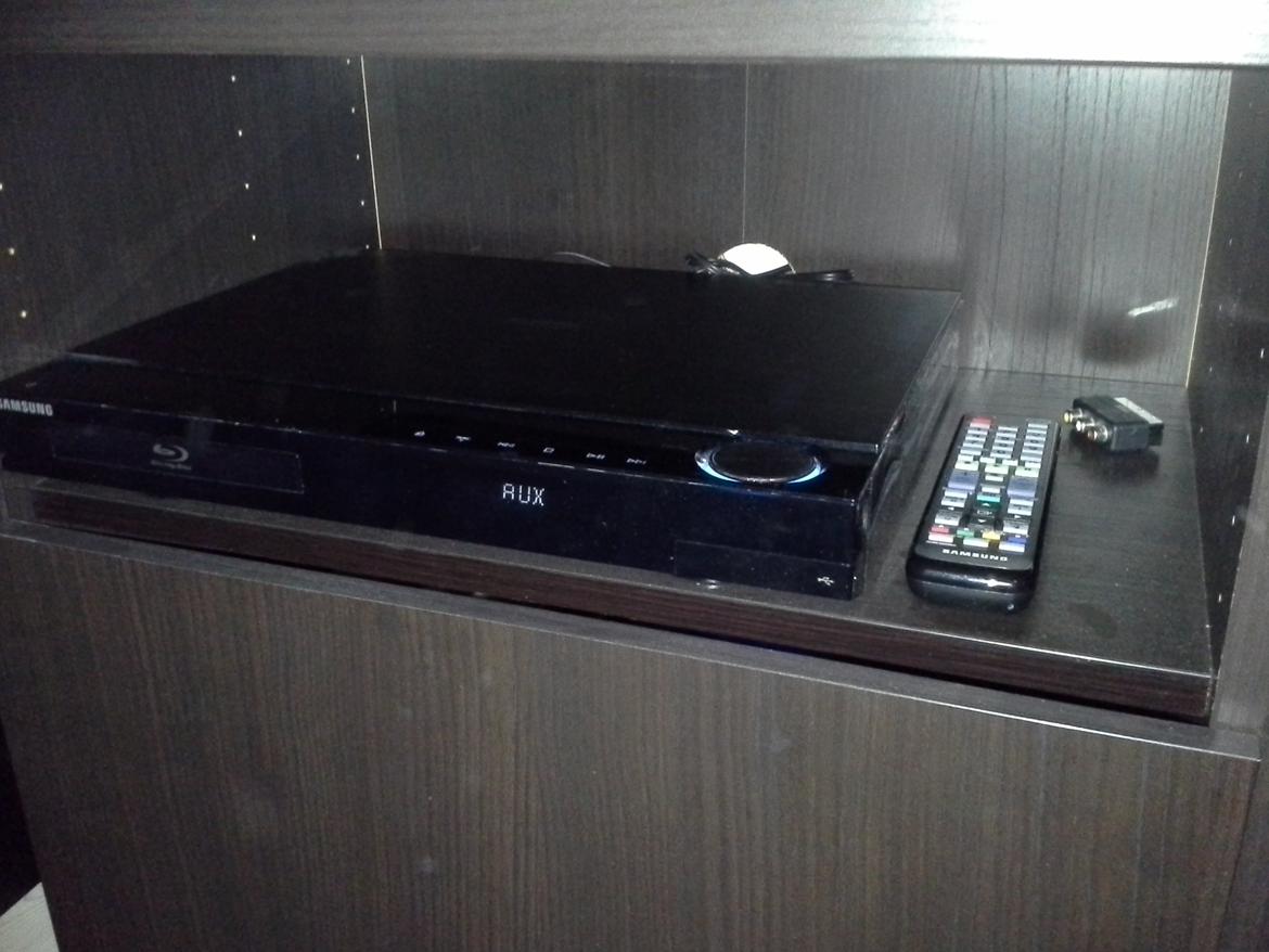 Hjemmebiograf Samsung Hjemmebio og Smart TV (TILSALG) - Min forstærker/Reciever & Fjernbetjening billede 6