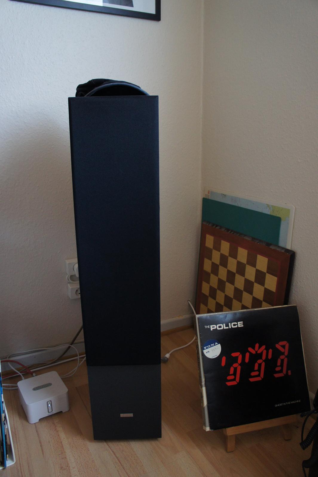 Musikanlæg Musikværelse - Højttalerne har givet mig ny interesse for god lyd. Købt på auktion for et par måneder siden billede 8