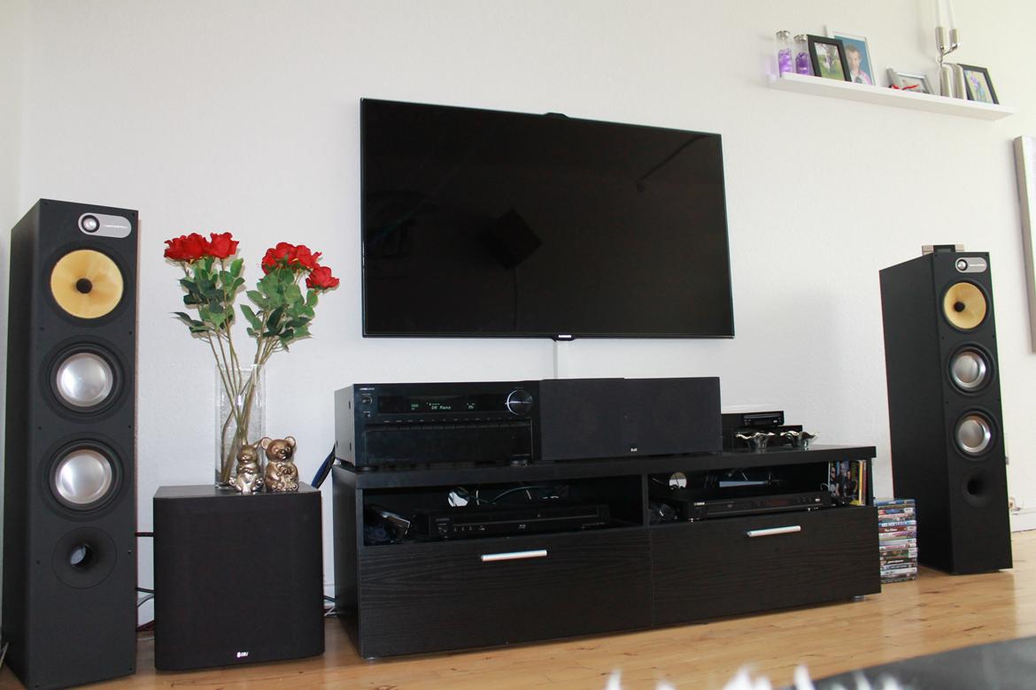 Hjemmebiograf Onkyo & B&W billede 1