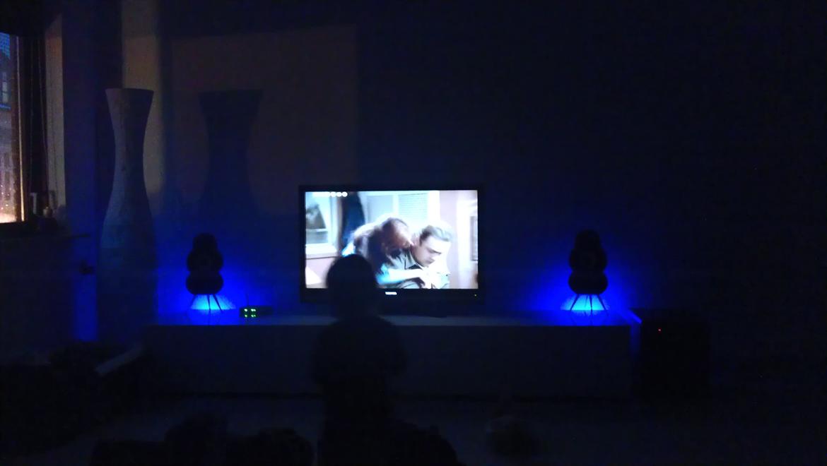 Hjemmebiograf My Cave - Minipods med lidt lys :)
Kan hurtigt blive for mørkt når man sidder og ser film.. billede 1