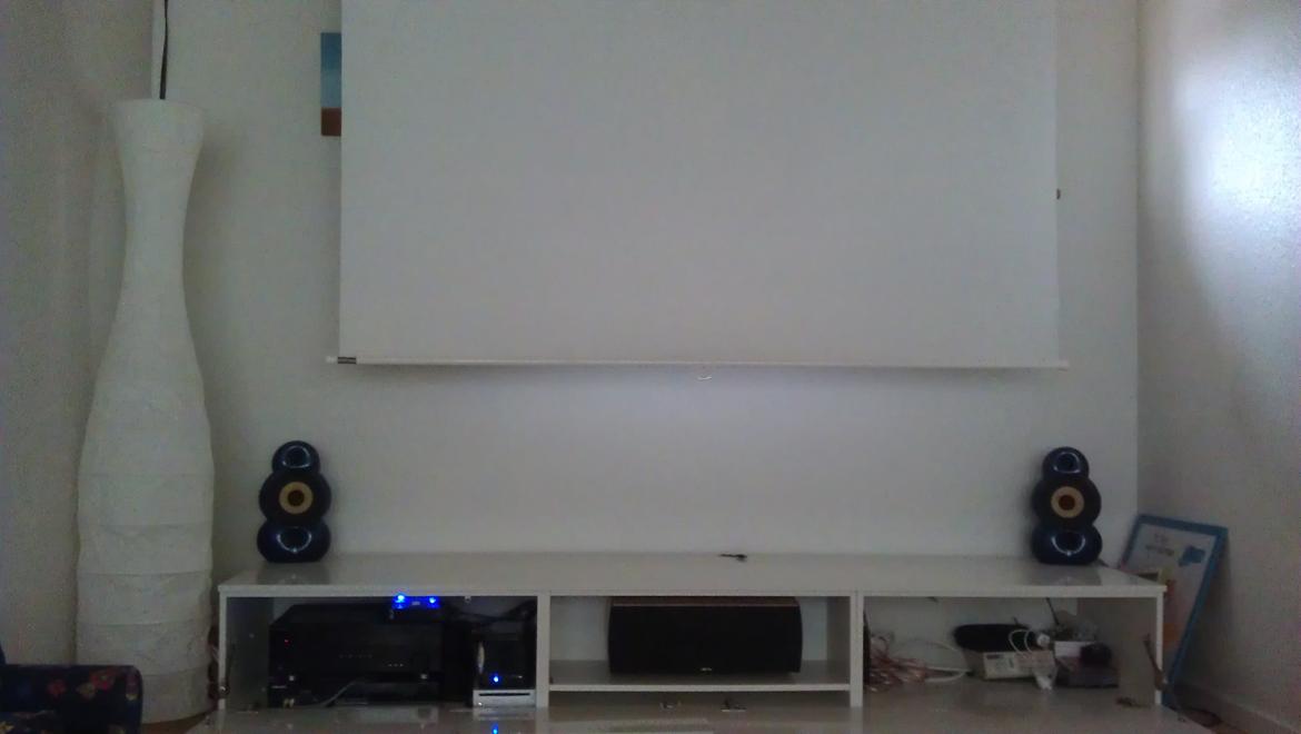 Hjemmebiograf My Cave - Synet fra sofaen .. billede 11