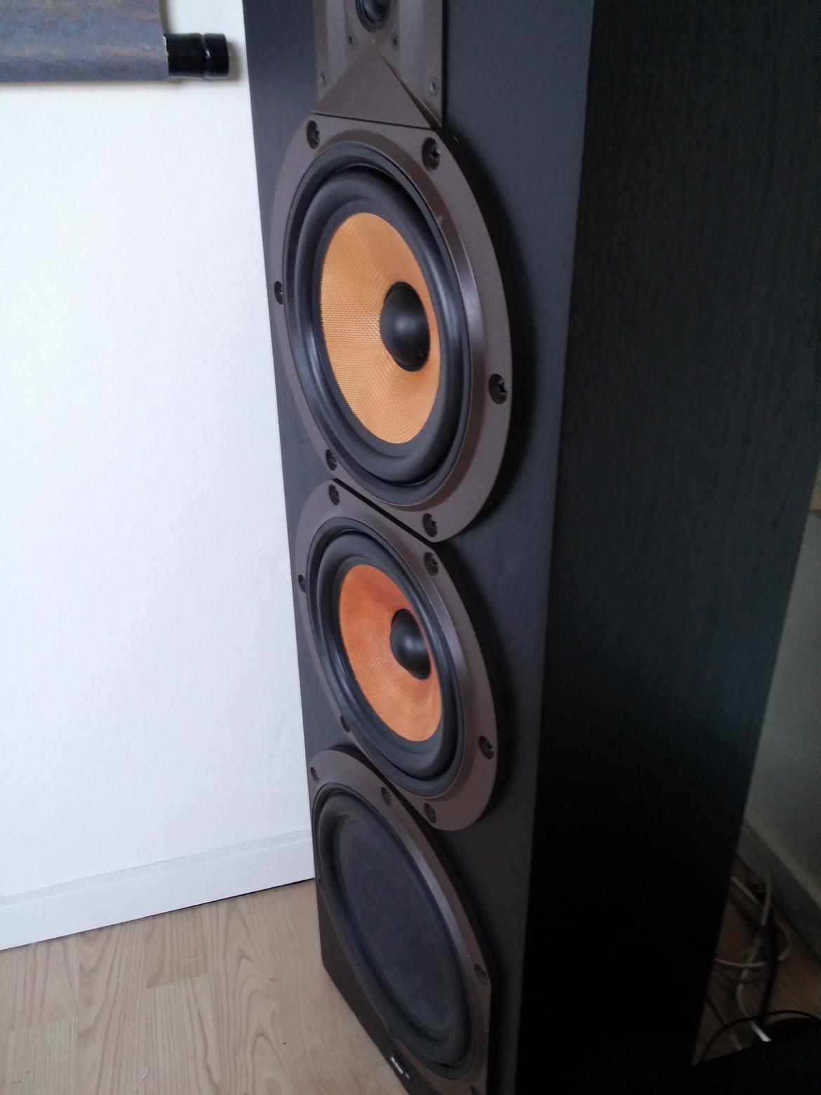 Musikanlæg Setup på værelset billede 9