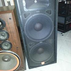 Musikanlæg JBL, Cerwin Vega, Kind, Behringer
