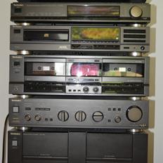 Musikanlæg Cerwin Vega AT-100/Technics