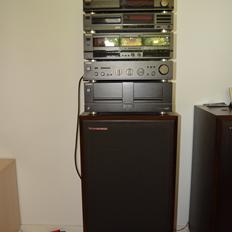 Musikanlæg Cerwin Vega AT-100/Technics