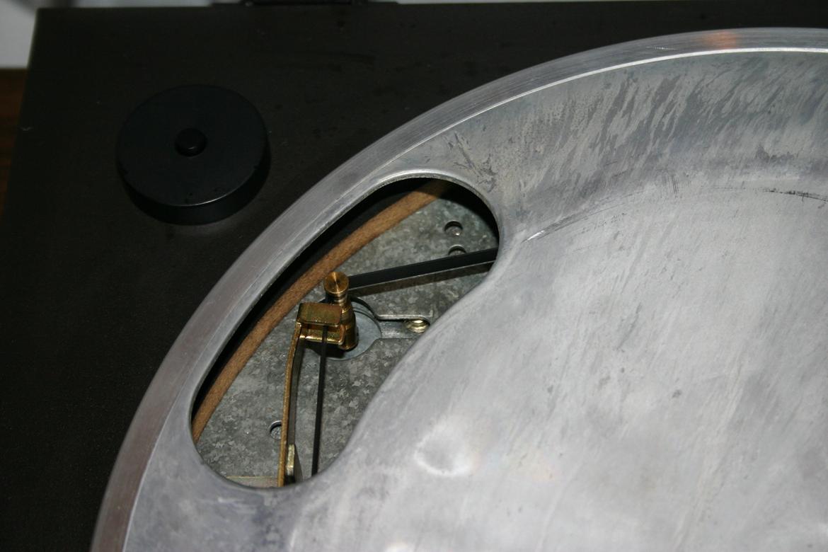 Musikanlæg Fra all around sound til Stereo - Simpel teknik og med to gear alt efter 33 eller 45 RPM billede 8