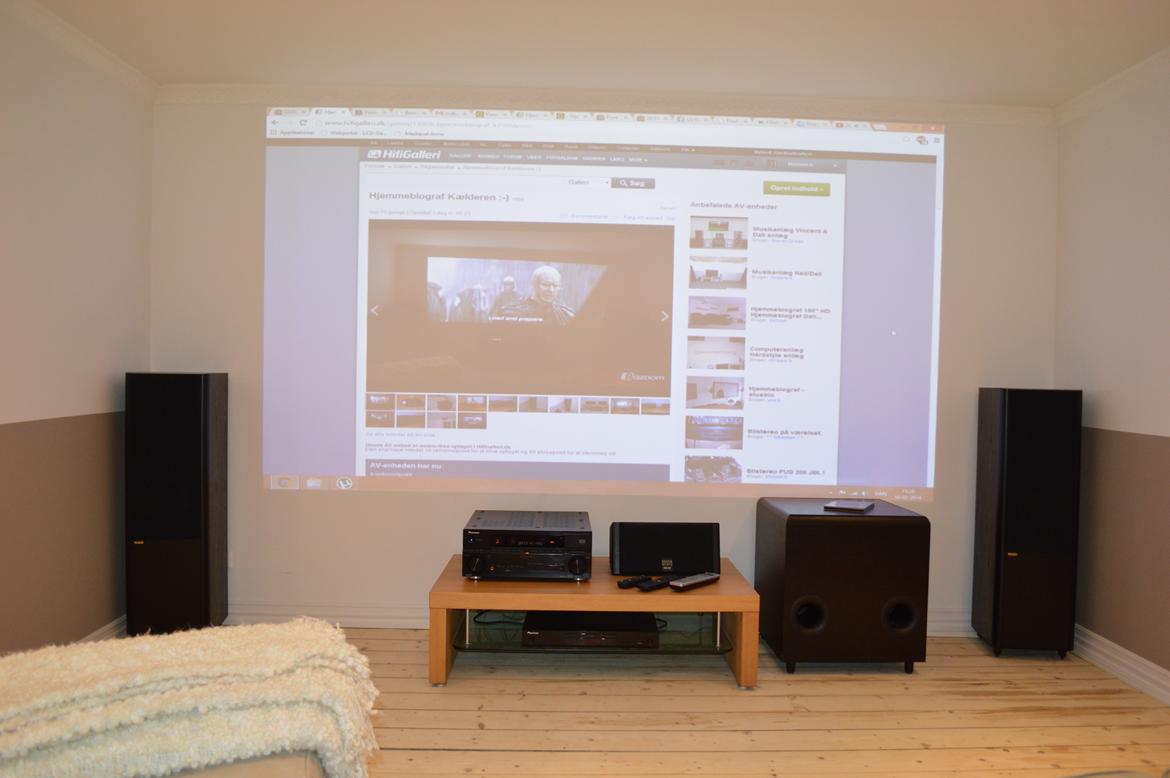 Hjemmebiograf Kælderen :-) billede 1