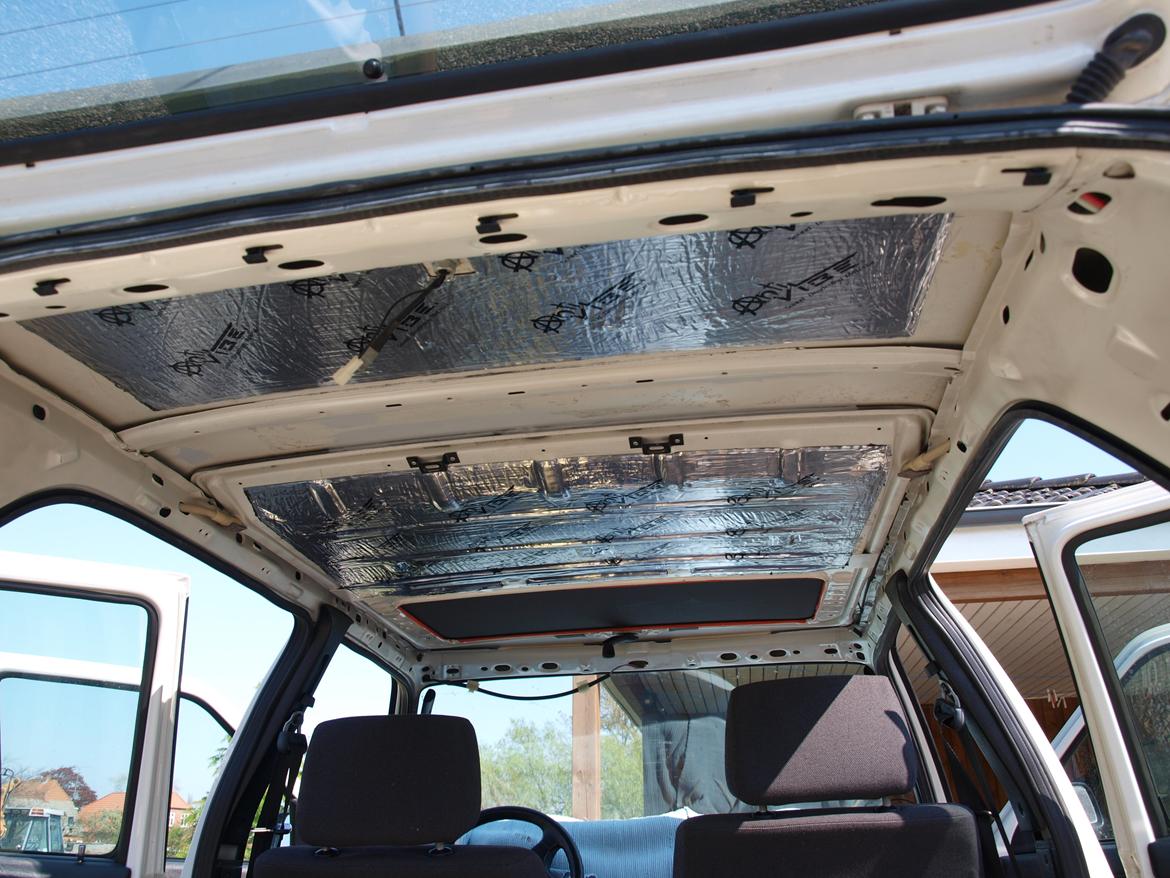 Bilstereo VIBE Space SQ / VW Golf GTI 91' billede 40
